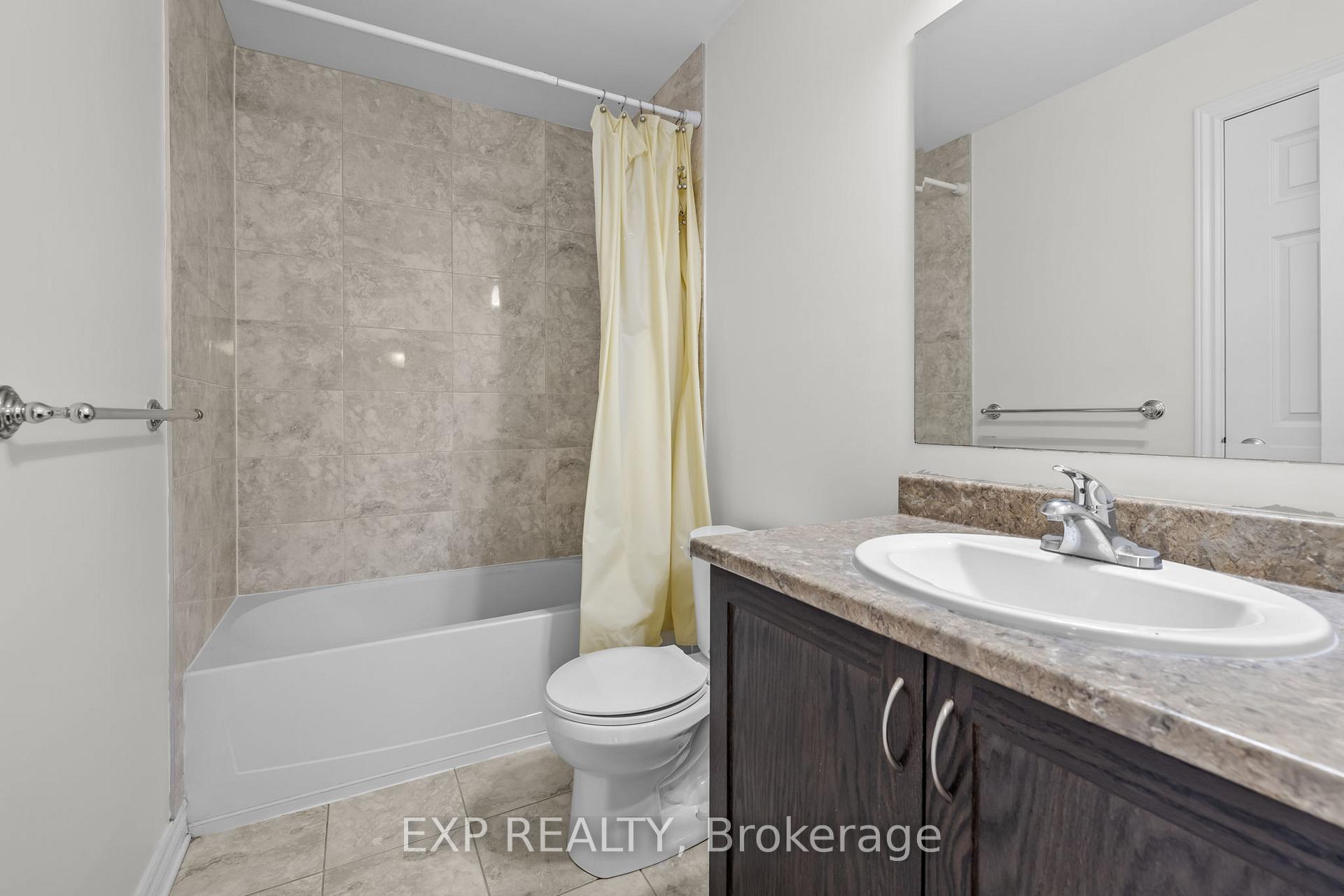 Photo 16 of 213 Mancini Way, Ottawa, Barrhaven - Strandherd — HOMEH