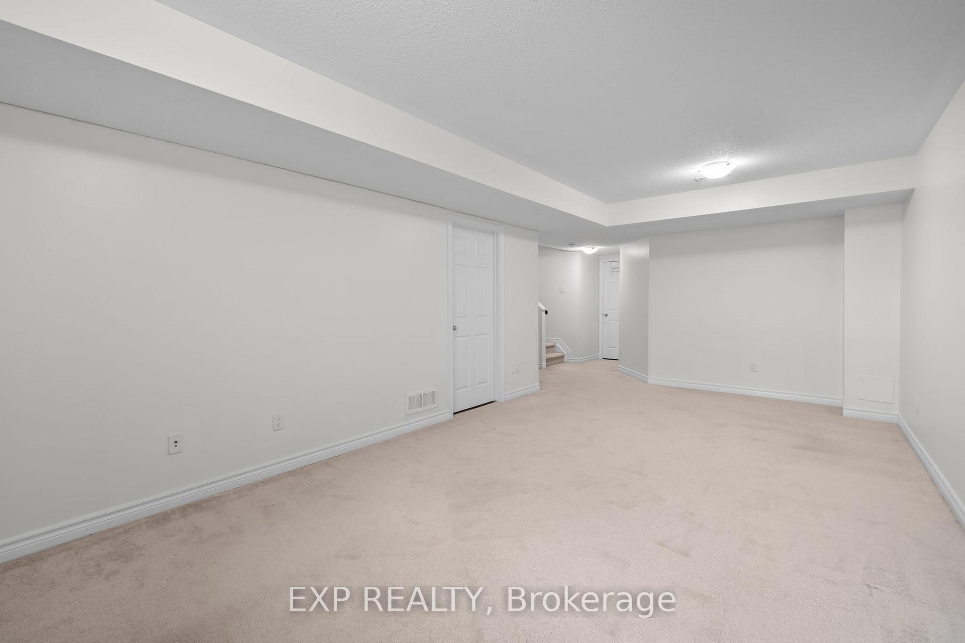 Photo 19 of 213 Mancini Way, Ottawa, Barrhaven - Strandherd — HOMEH