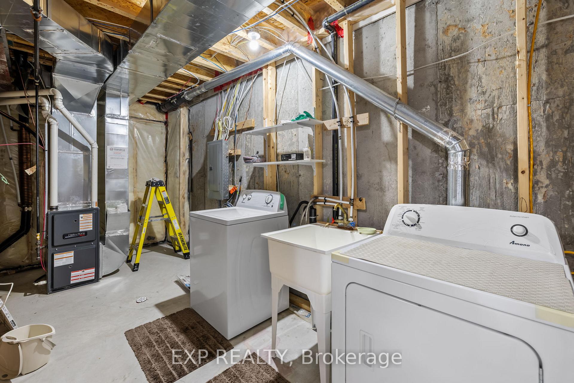 Photo 22 of 213 Mancini Way, Ottawa, Barrhaven - Strandherd — HOMEH