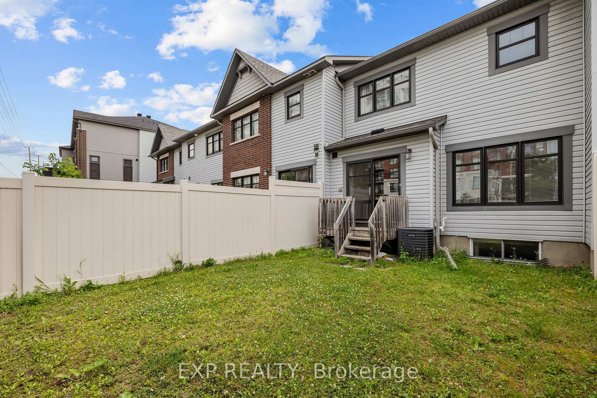Photo 23 of 213 Mancini Way, Ottawa, Barrhaven - Strandherd — HOMEH