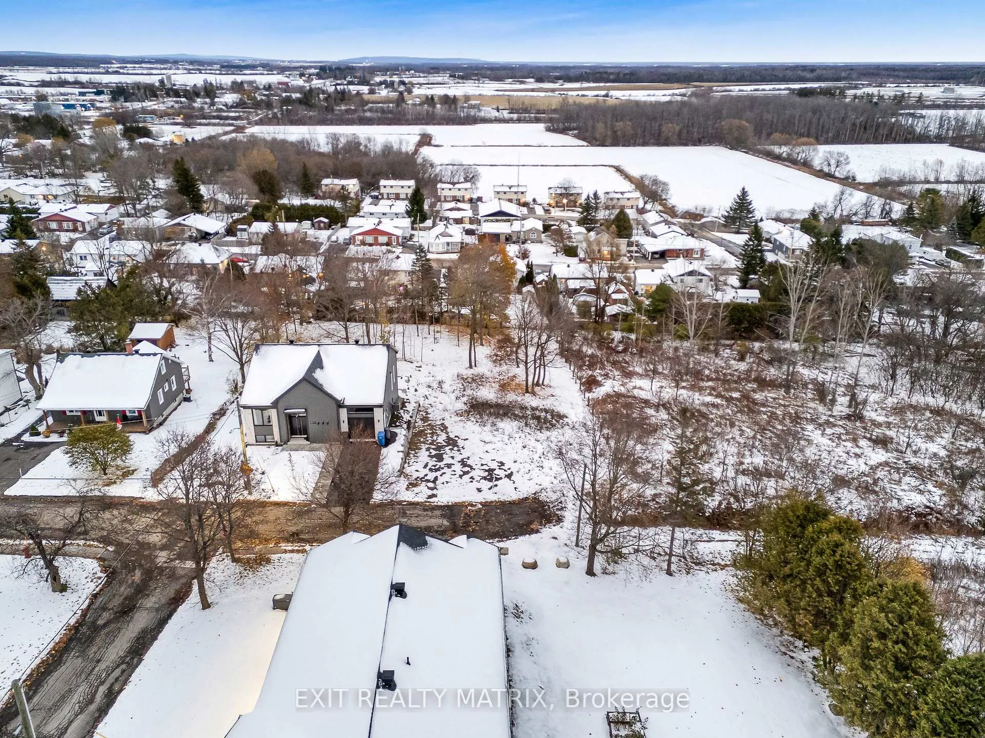 Photo 6 of 81 Union Street, Champlain, Vankleek Hill — HOMEH