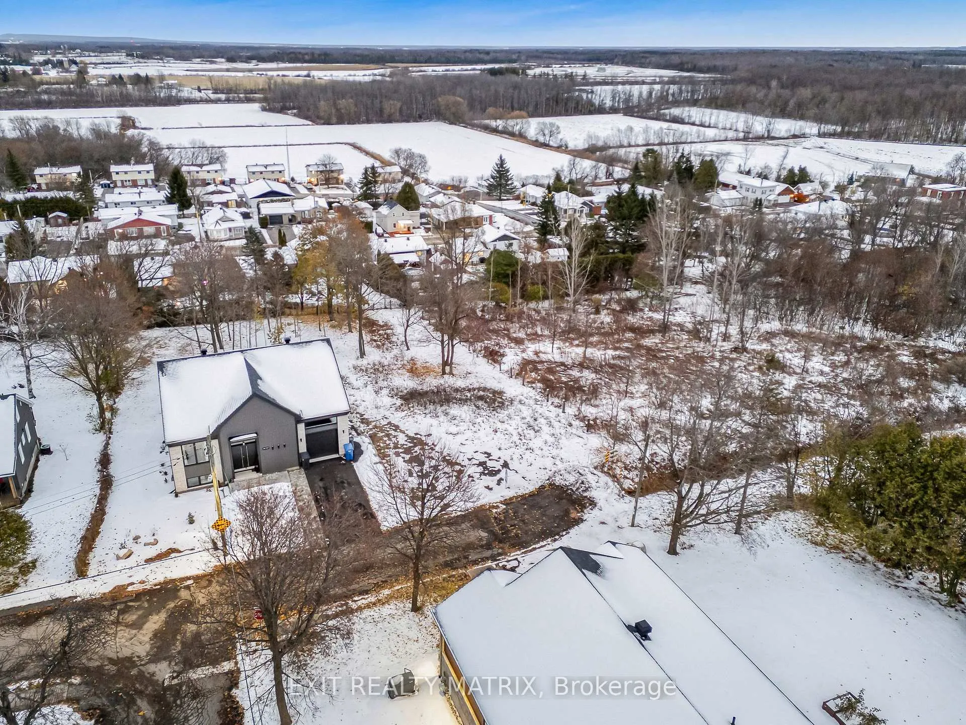 Photo 7 of 81 Union Street, Champlain, Vankleek Hill — HOMEH