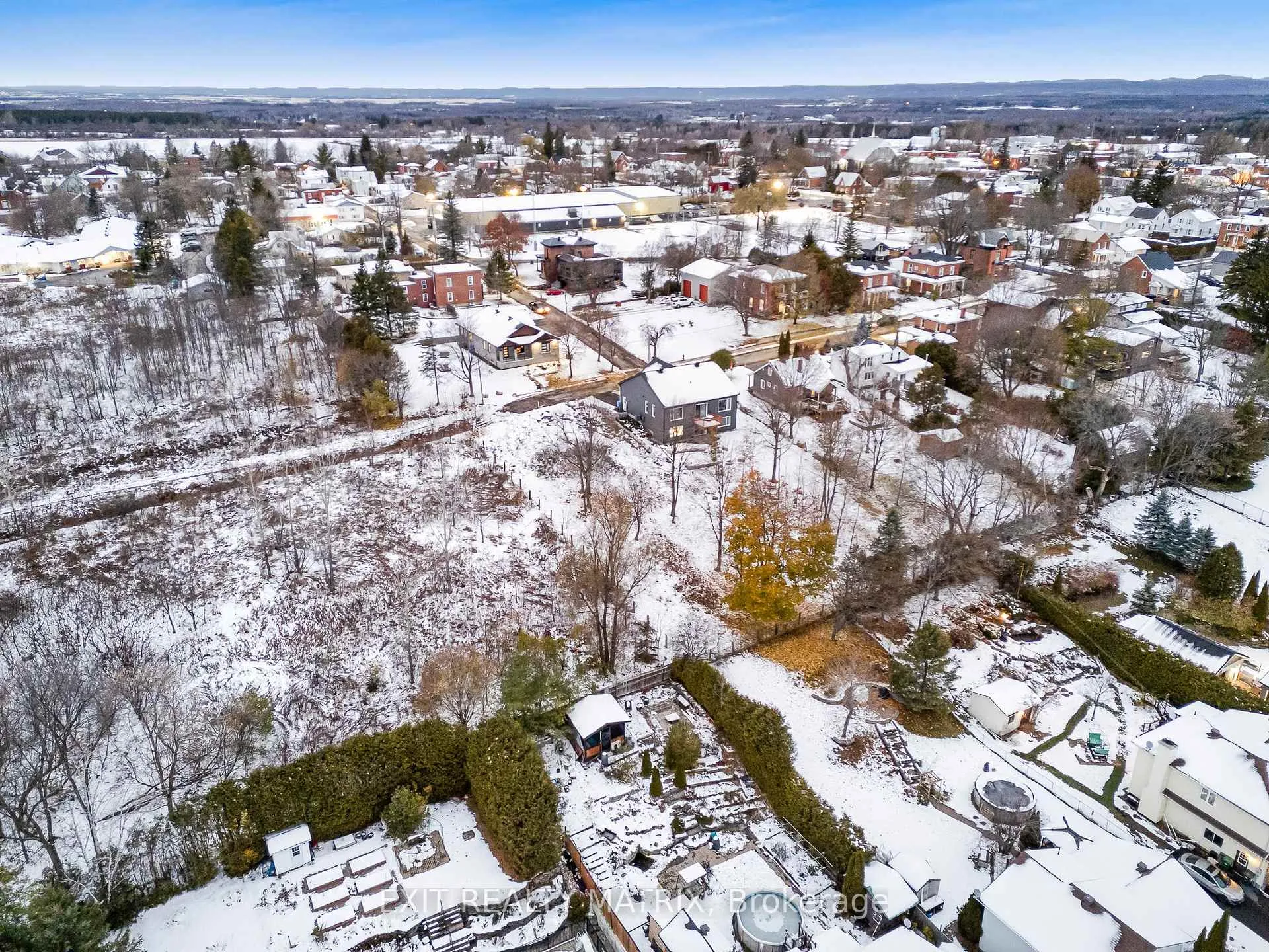 Photo 13 of 81 Union Street, Champlain, Vankleek Hill — HOMEH