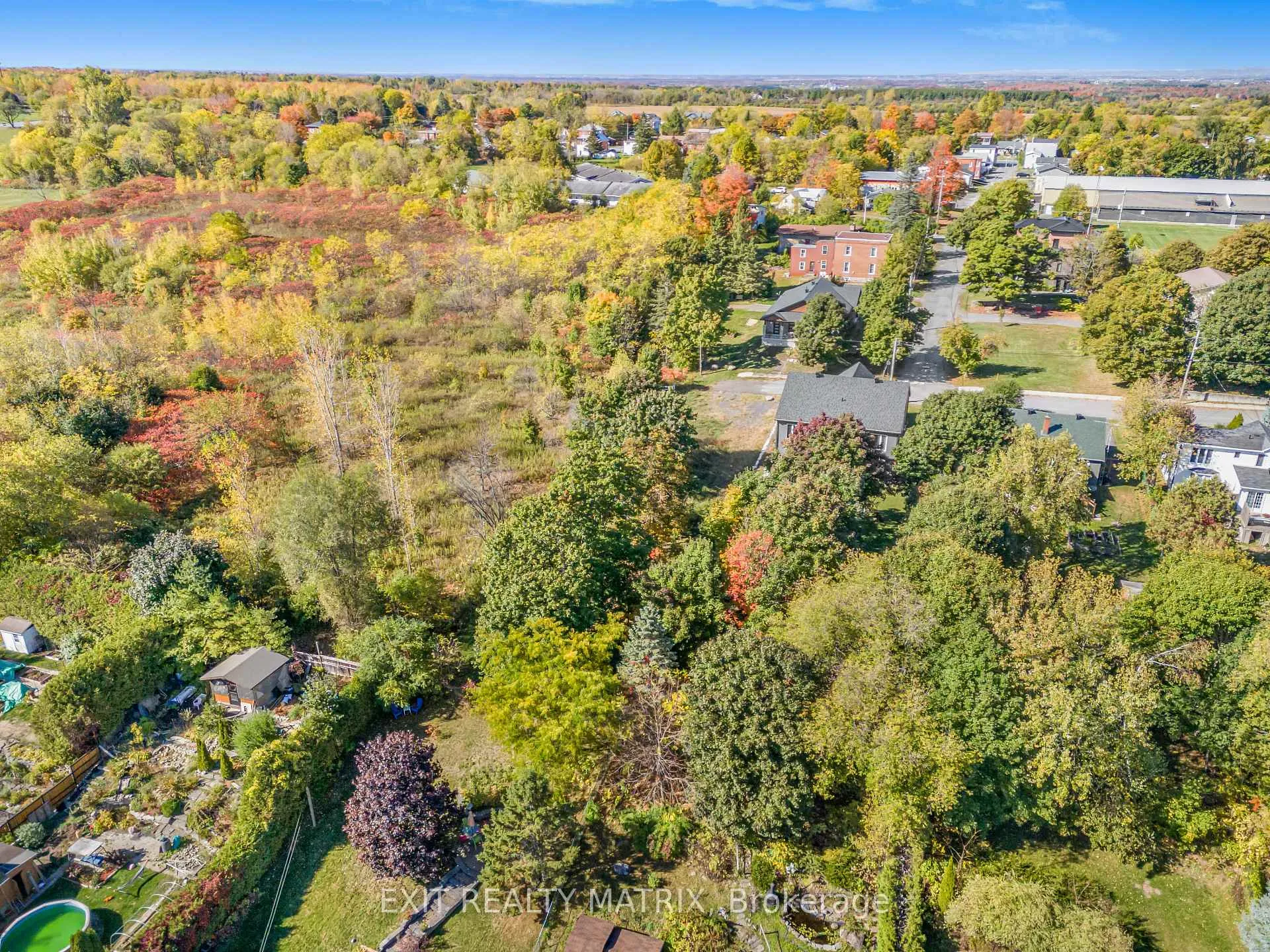 Photo 28 of 81 Union Street, Champlain, Vankleek Hill — HOMEH