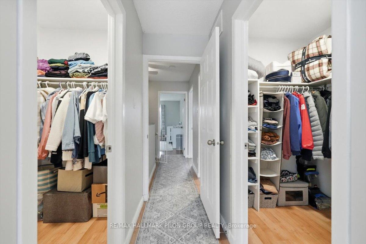 Photo 13 of 420 Valade Crescent, Ottawa, Fallingbrook/Pineridge — HOMEH