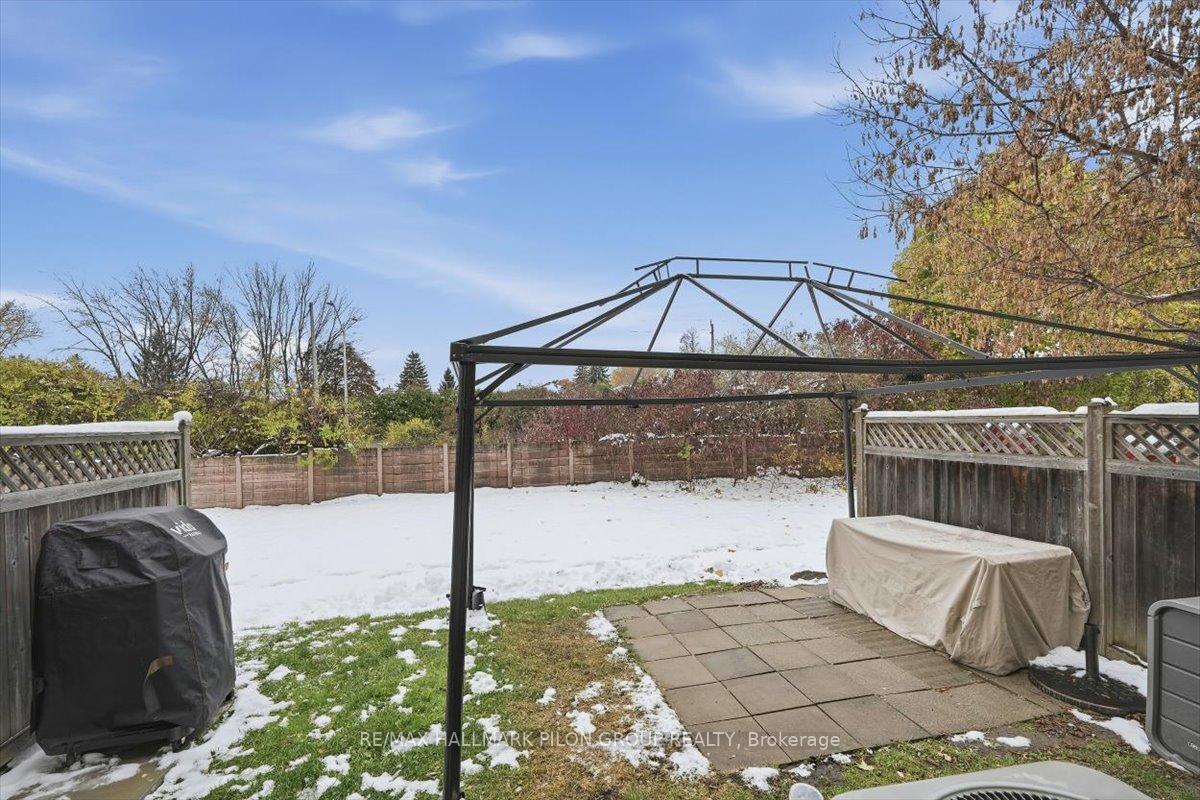 Photo 21 of 420 Valade Crescent, Ottawa, Fallingbrook/Pineridge — HOMEH