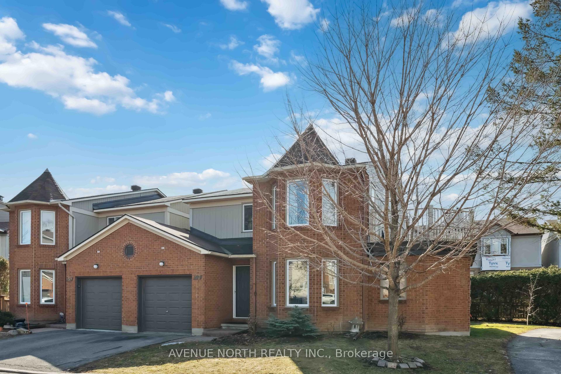 Photo 2 of 57 Buckingham Private, Ottawa, Hunt Club Woods — HOMEH