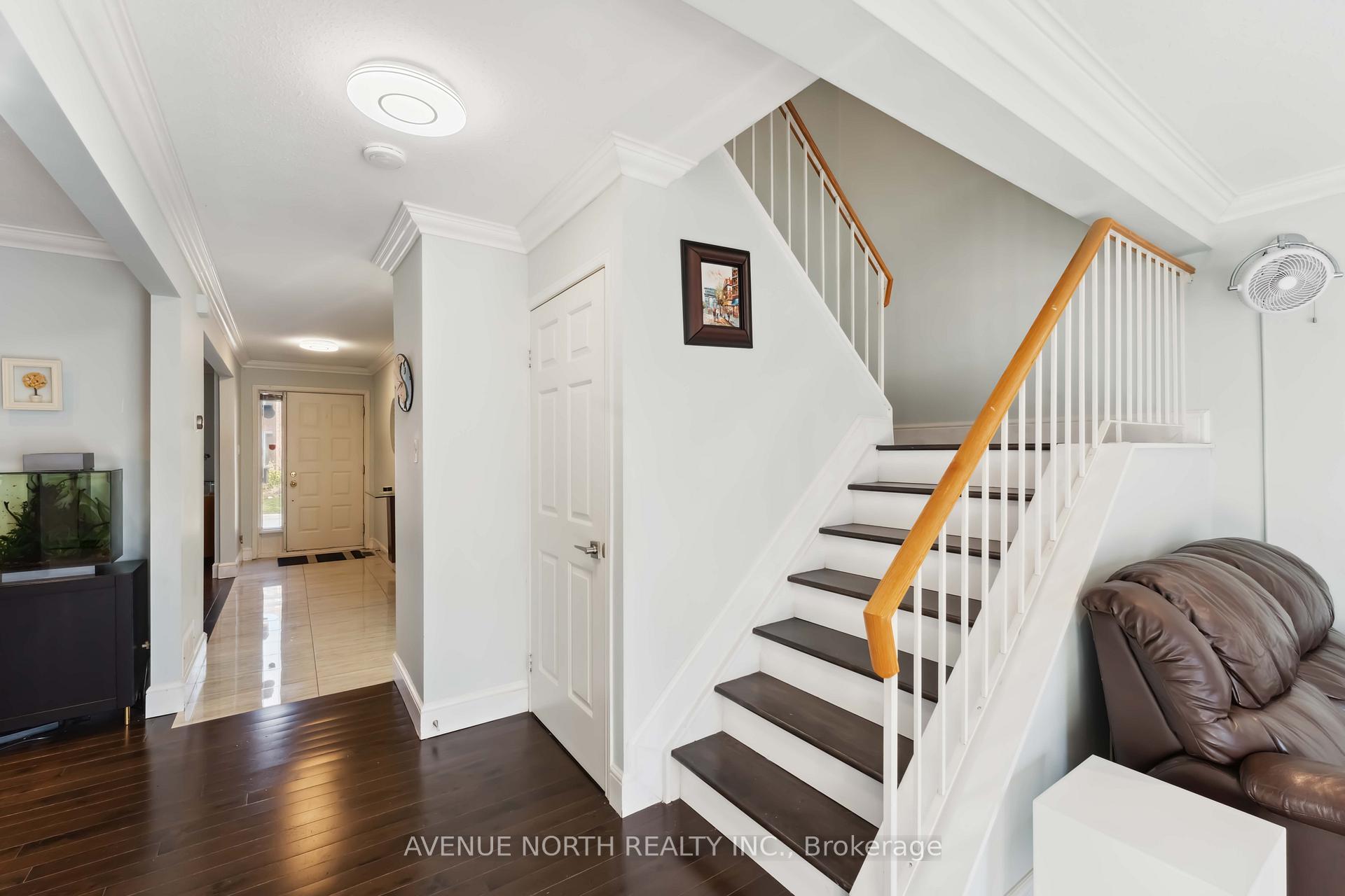 Photo 16 of 57 Buckingham Private, Ottawa, Hunt Club Woods — HOMEH