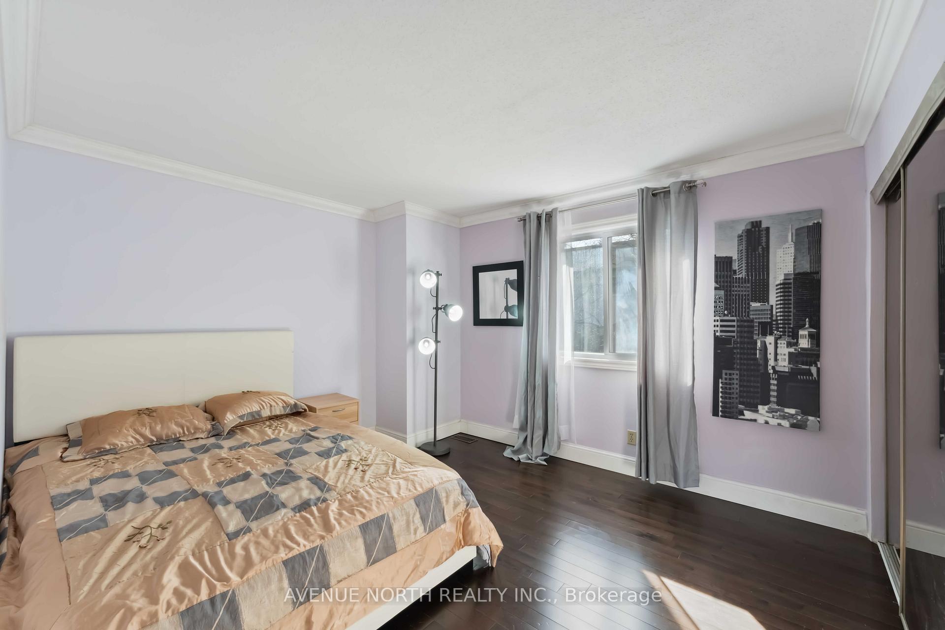 Photo 28 of 57 Buckingham Private, Ottawa, Hunt Club Woods — HOMEH