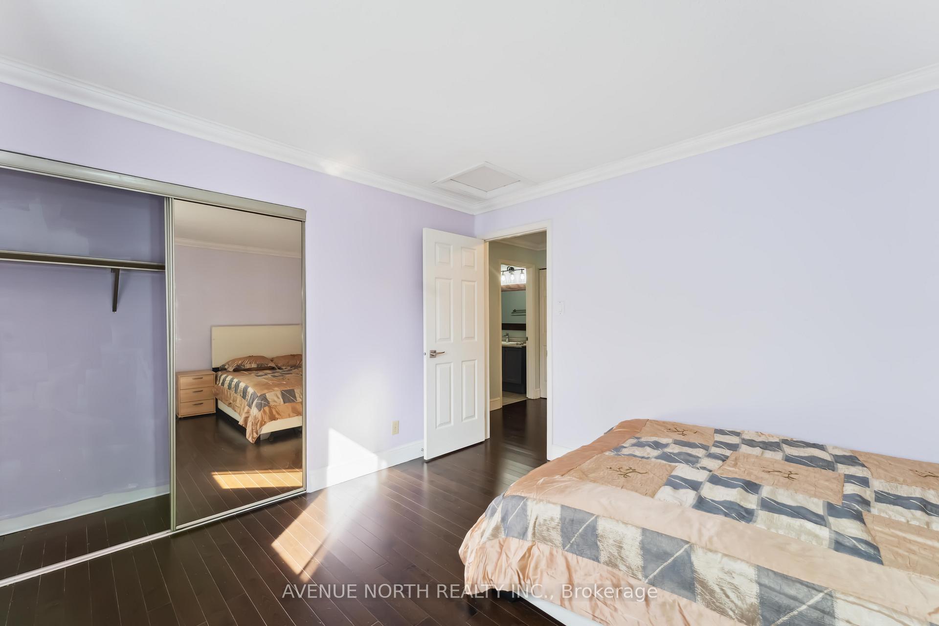 Photo 30 of 57 Buckingham Private, Ottawa, Hunt Club Woods — HOMEH