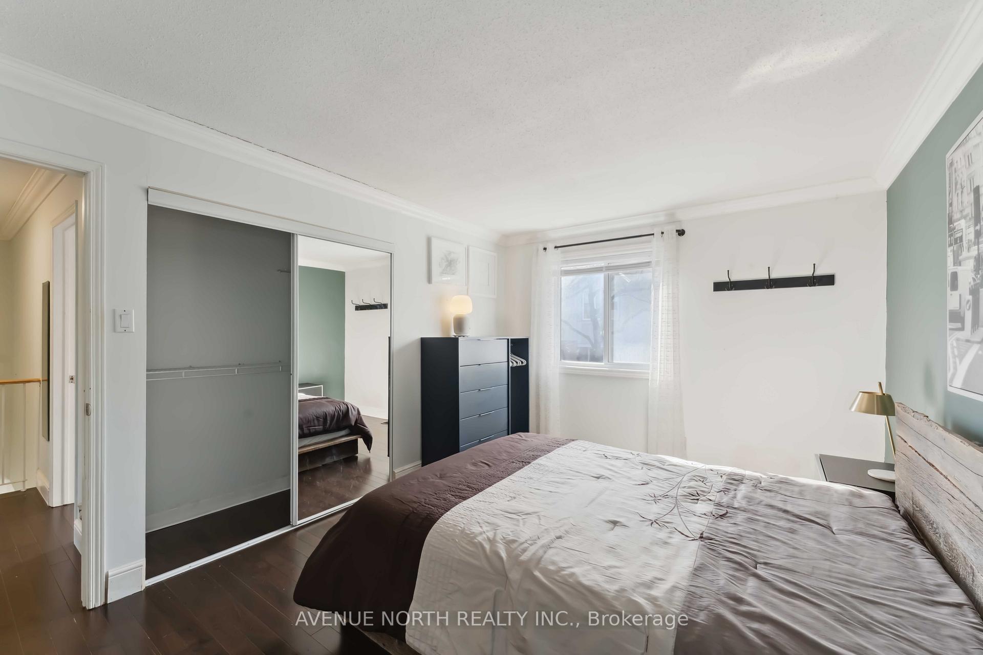 Photo 33 of 57 Buckingham Private, Ottawa, Hunt Club Woods — HOMEH
