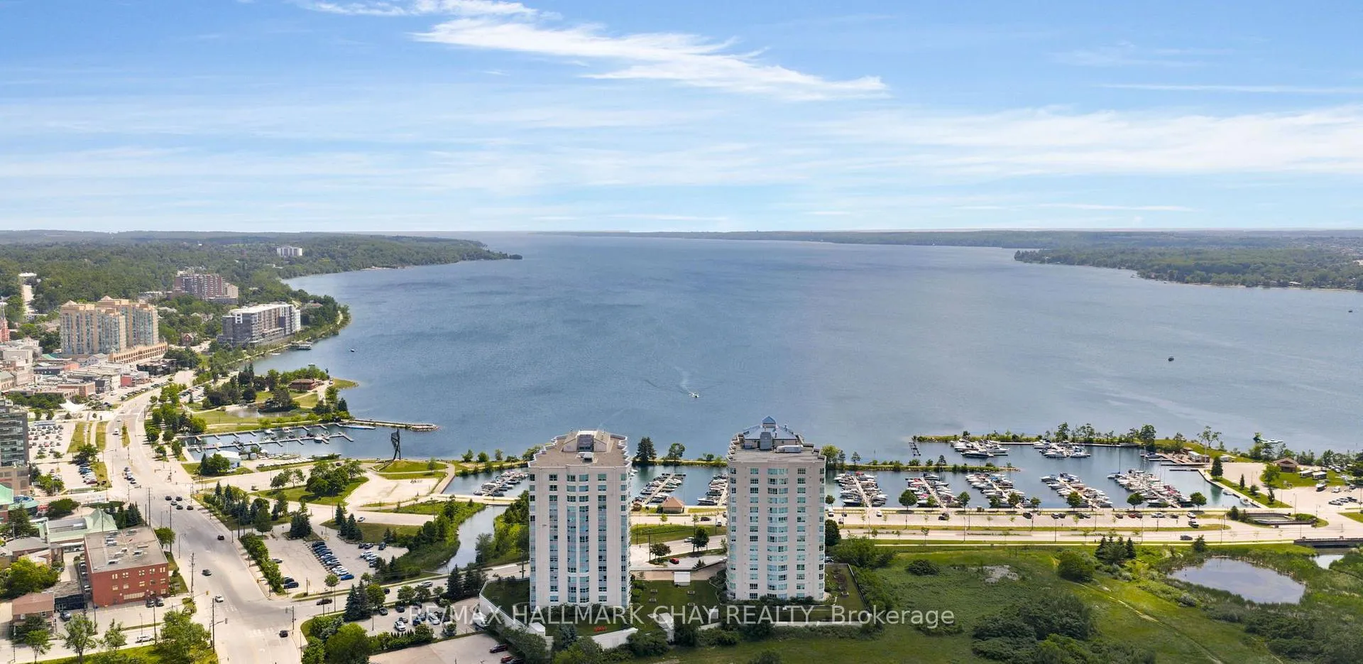 Photo 2 of Unit 910, 2 Toronto Street, Barrie, City Centre — HOMEH