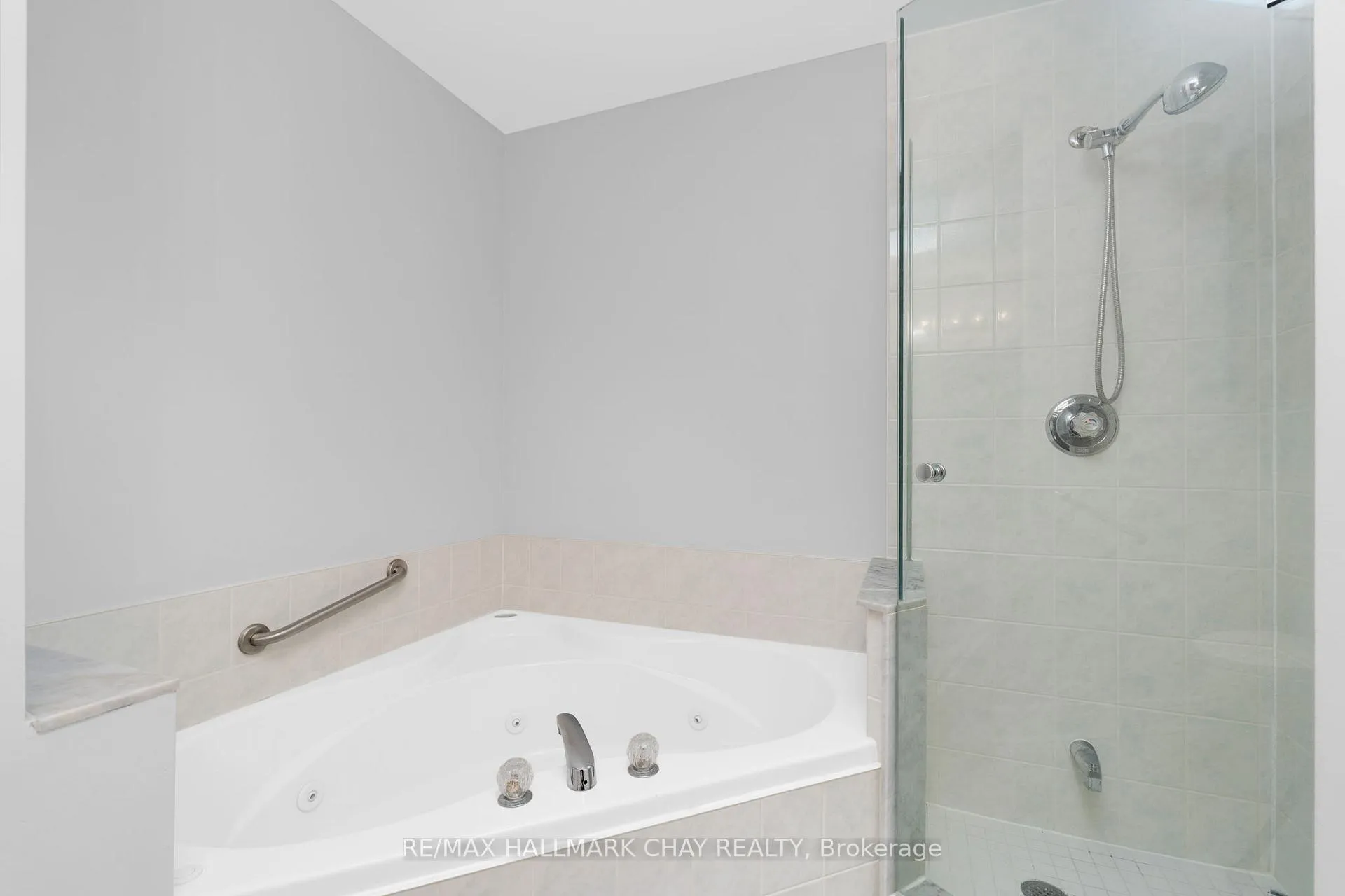 Photo 27 of Unit 910, 2 Toronto Street, Barrie, City Centre — HOMEH