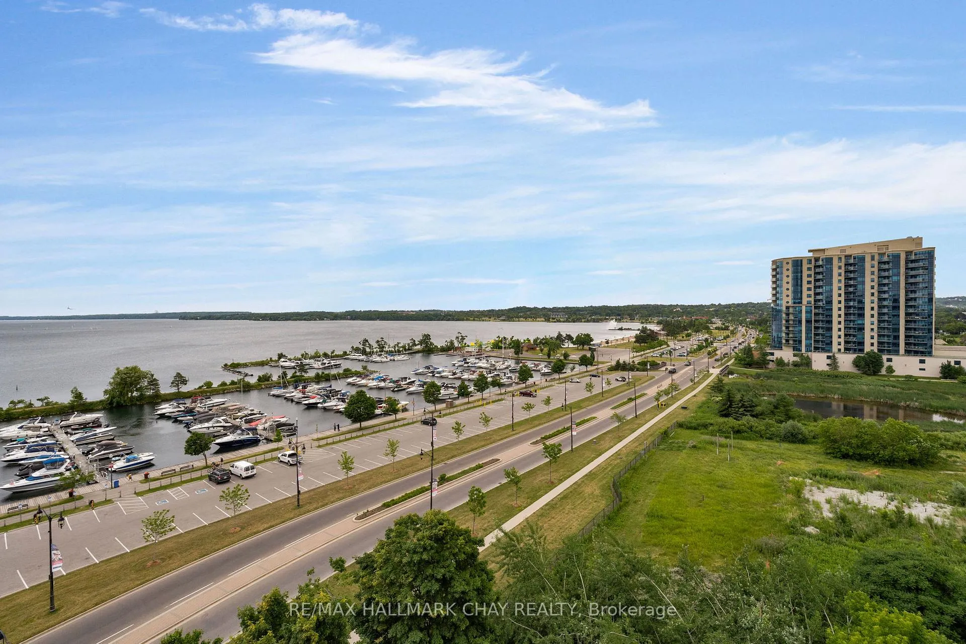 Photo 38 of Unit 910, 2 Toronto Street, Barrie, City Centre — HOMEH