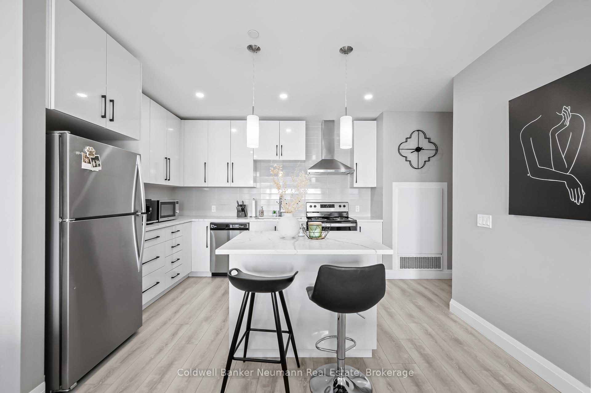 Photo 13 of Unit 305, 332 Gosling Gardens, Guelph, Clairfields/Hanlon Business Park — HOMEH