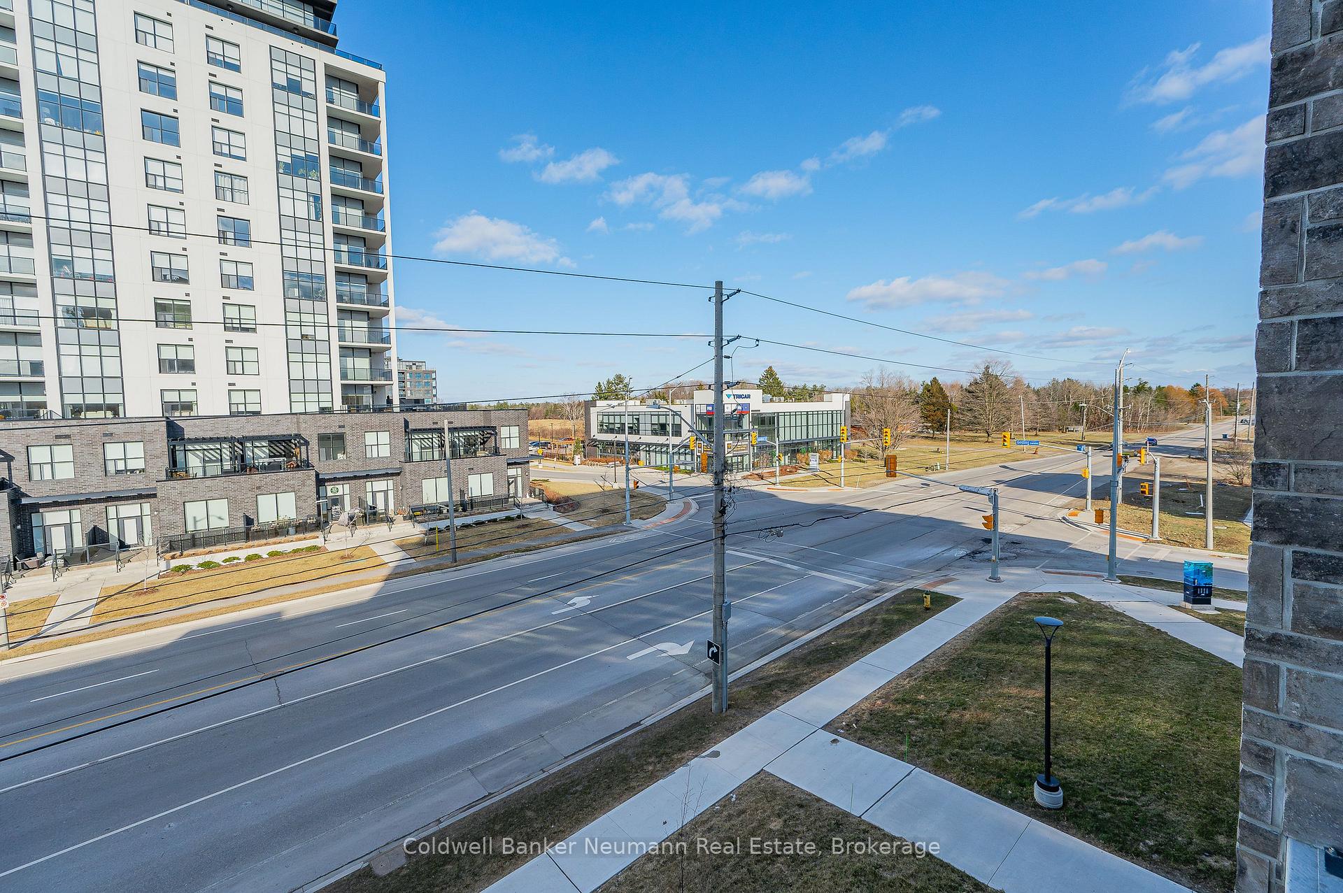 Photo 32 of Unit 305, 332 Gosling Gardens, Guelph, Clairfields/Hanlon Business Park — HOMEH