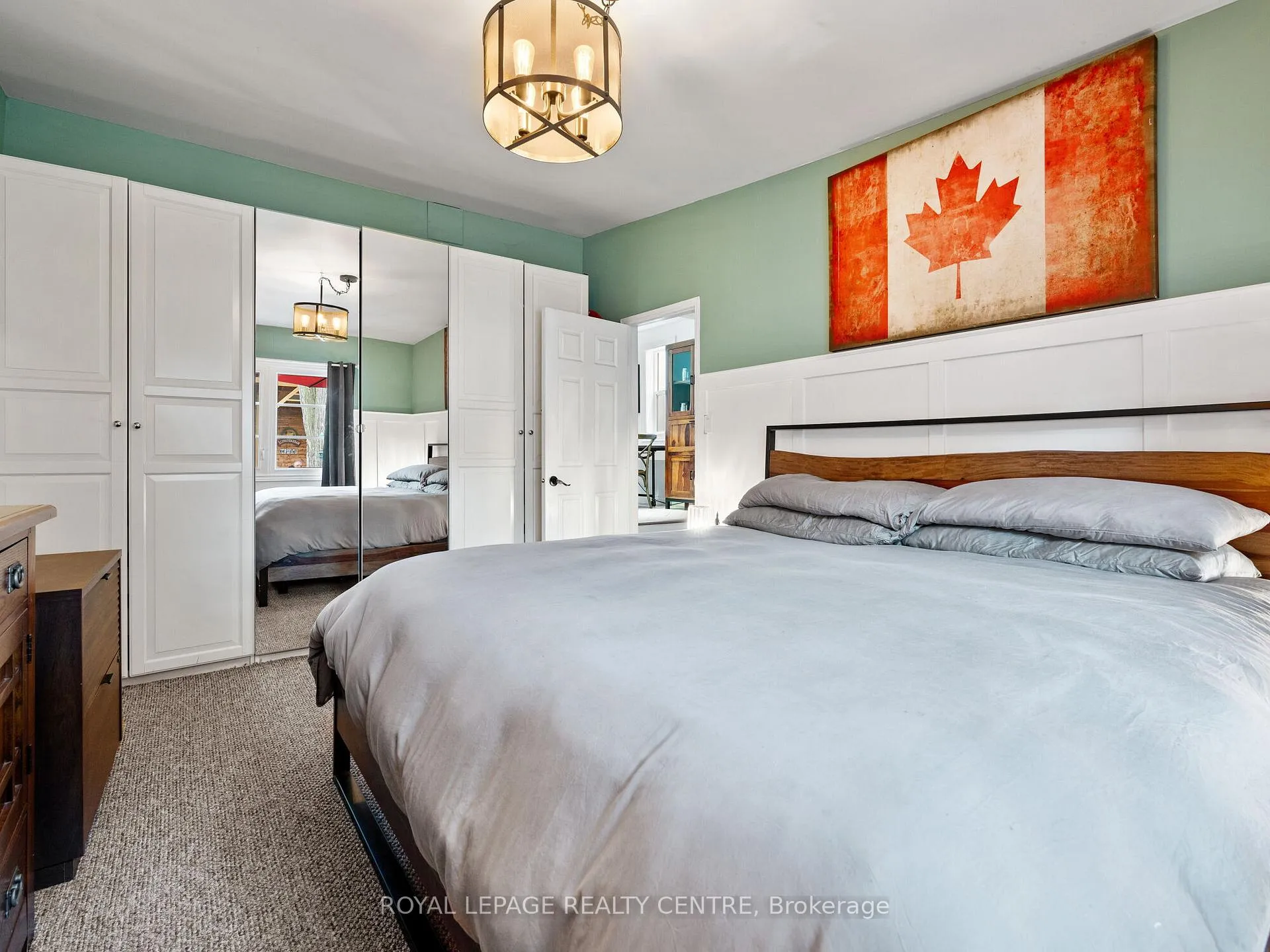 Photo 19 of 102 Twenty Third Street, Etobicoke, Long Branch — HOMEH