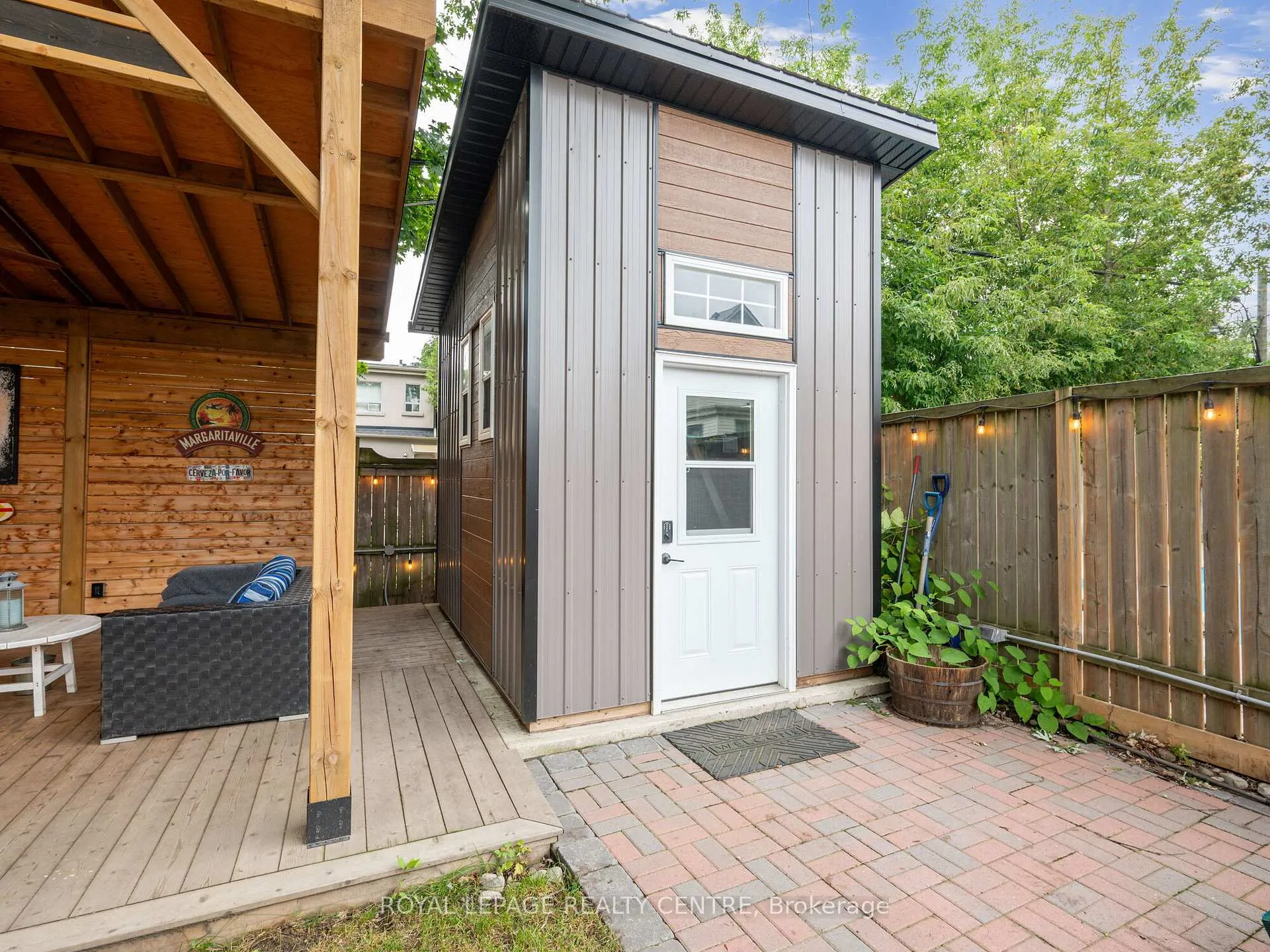 Photo 32 of 102 Twenty Third Street, Etobicoke, Long Branch — HOMEH