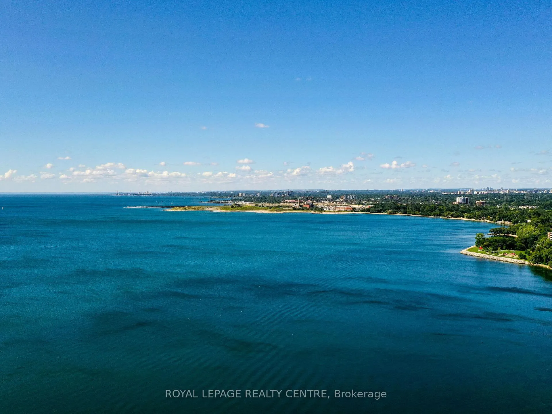 Photo 33 of 102 Twenty Third Street, Etobicoke, Long Branch — HOMEH