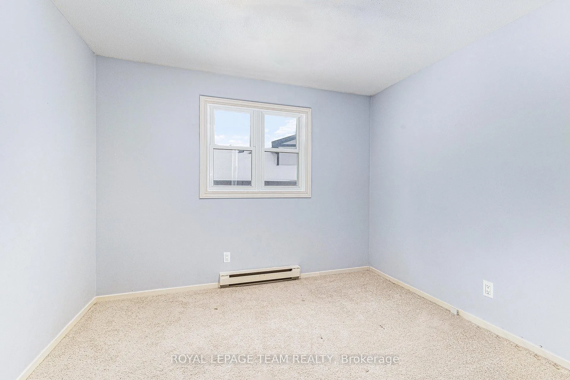 Photo 7 of Unit C, 7 Harness Lane, Ottawa, Kanata - Bridlewood — HOMEH