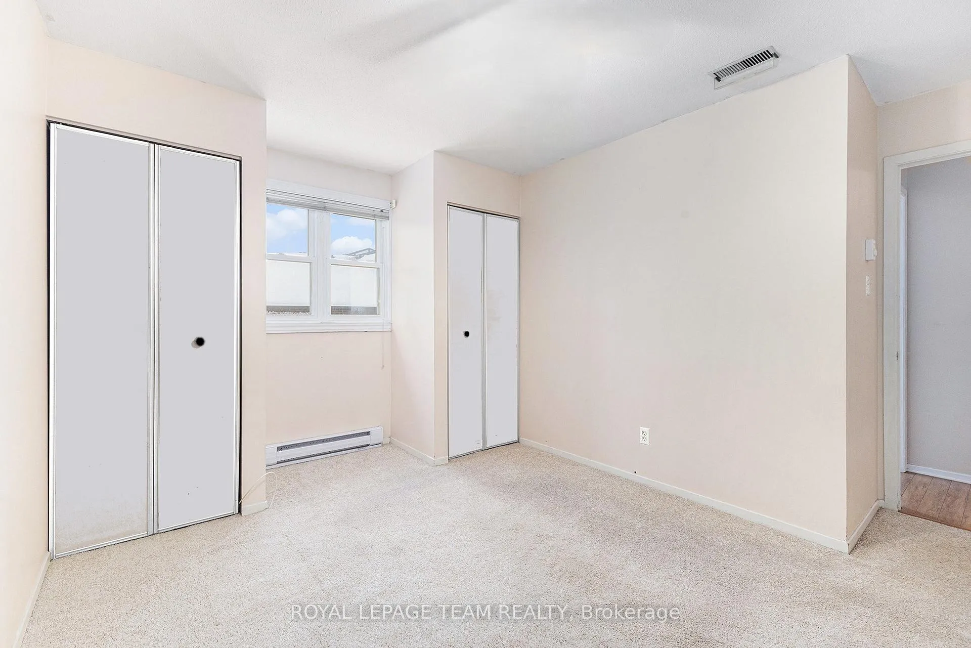 Photo 8 of Unit C, 7 Harness Lane, Ottawa, Kanata - Bridlewood — HOMEH