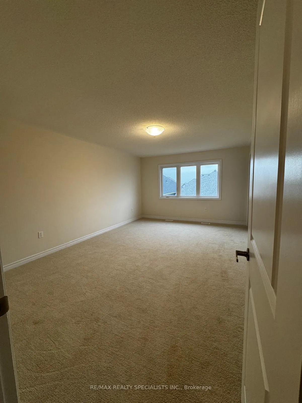 Photo 22 of 105 Gear Avenue, Erin — HOMEH