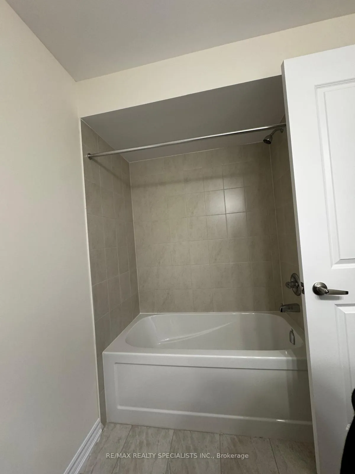 Photo 38 of 105 Gear Avenue, Erin — HOMEH