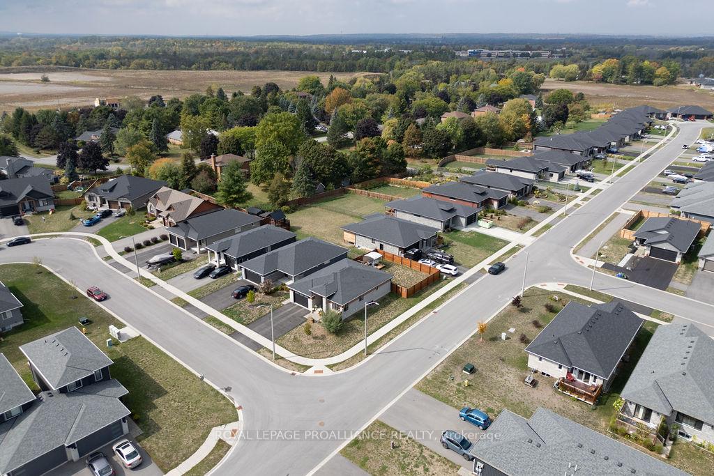 Photo 46 of 42 Lehtinen Crescent, Belleville, Belleville Ward — HOMEH