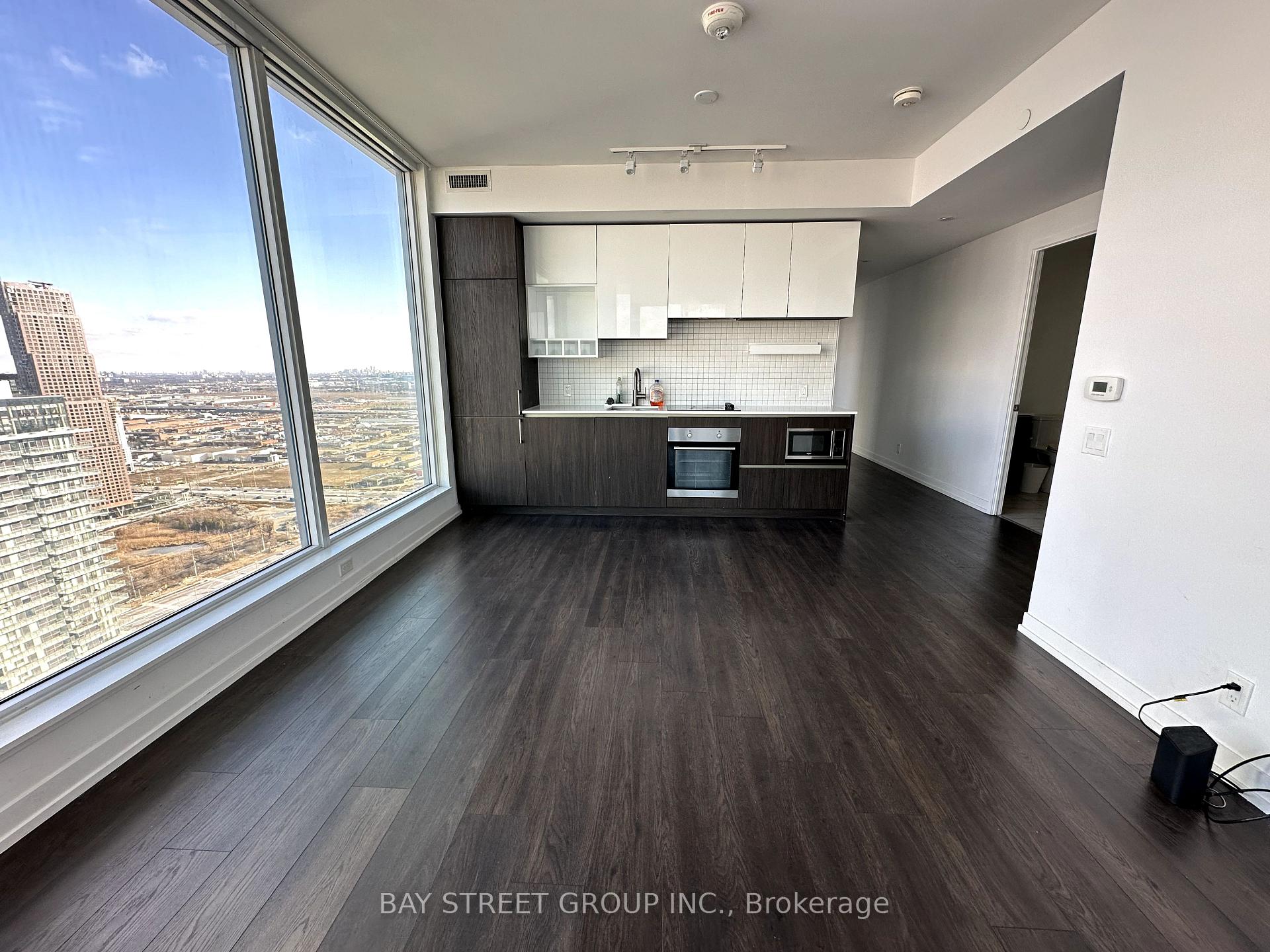 Front of Unit 4702, 898 Portage Parkway