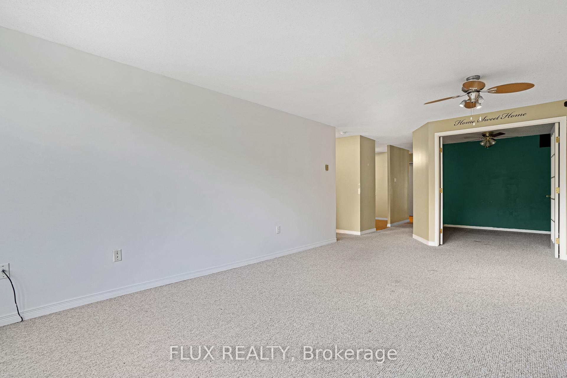 Photo 10 of Unit 902, 35 Green Valley Drive, Kitchener — HOMEH