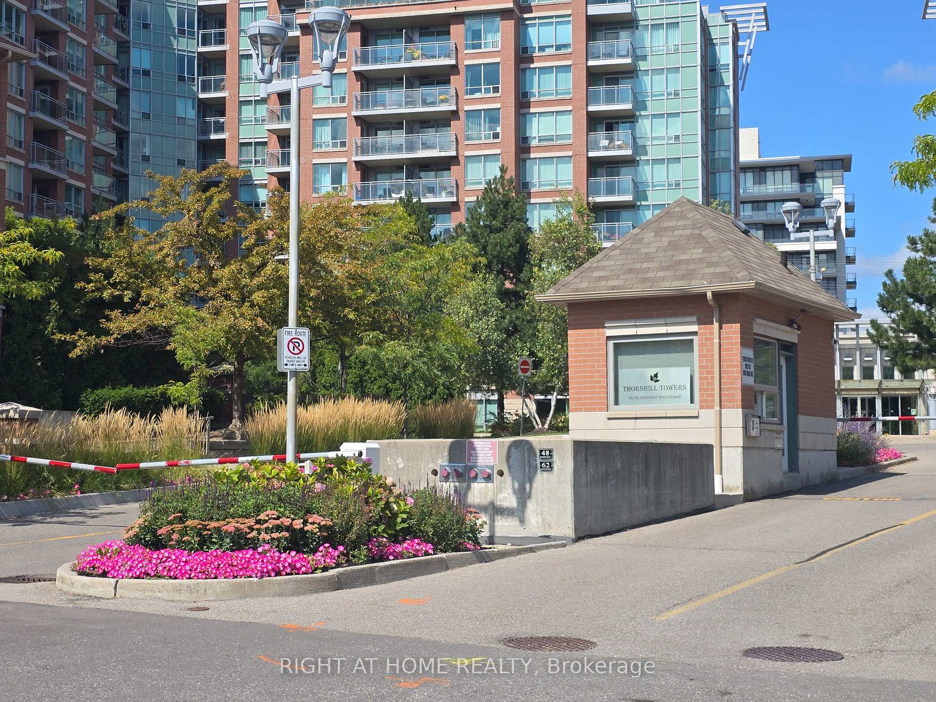 Front of Unit 622, 48 Suncrest Boulevard