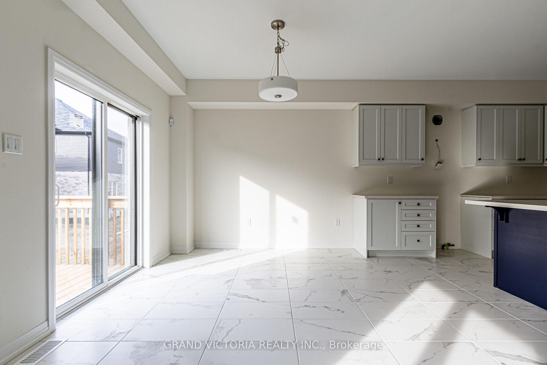 Photo 16 of 274 Pottruff Road, Brant, Paris — HOMEH