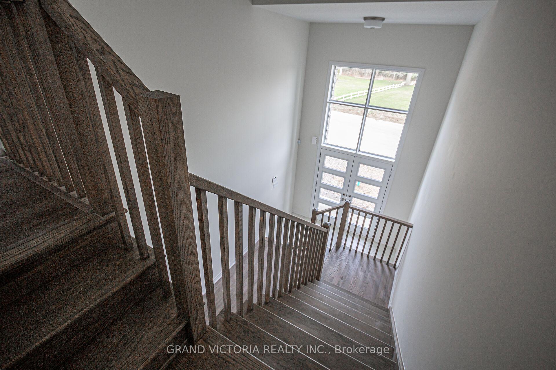 Photo 27 of 274 Pottruff Road, Brant, Paris — HOMEH