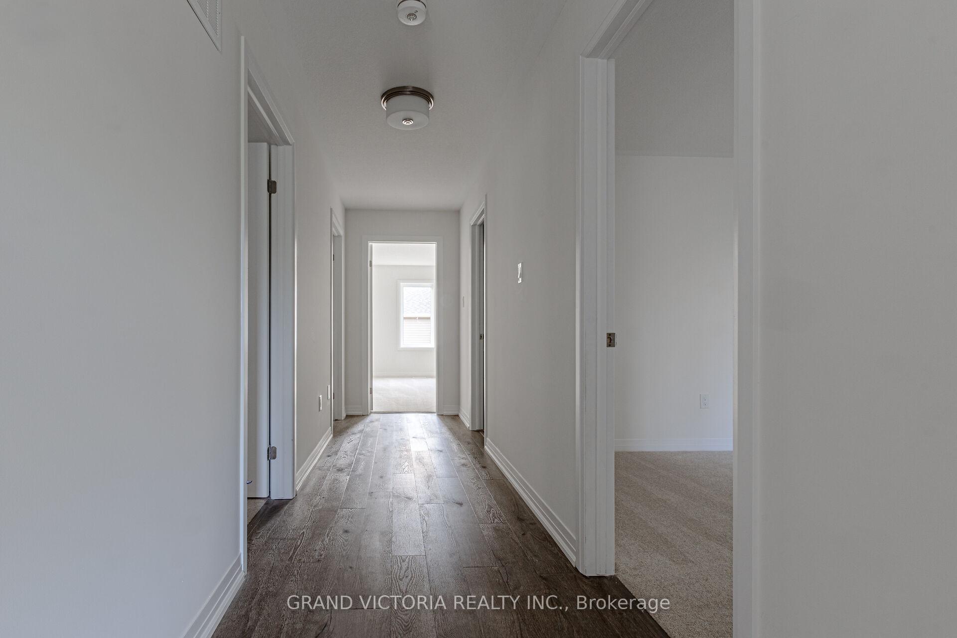 Photo 29 of 274 Pottruff Road, Brant, Paris — HOMEH