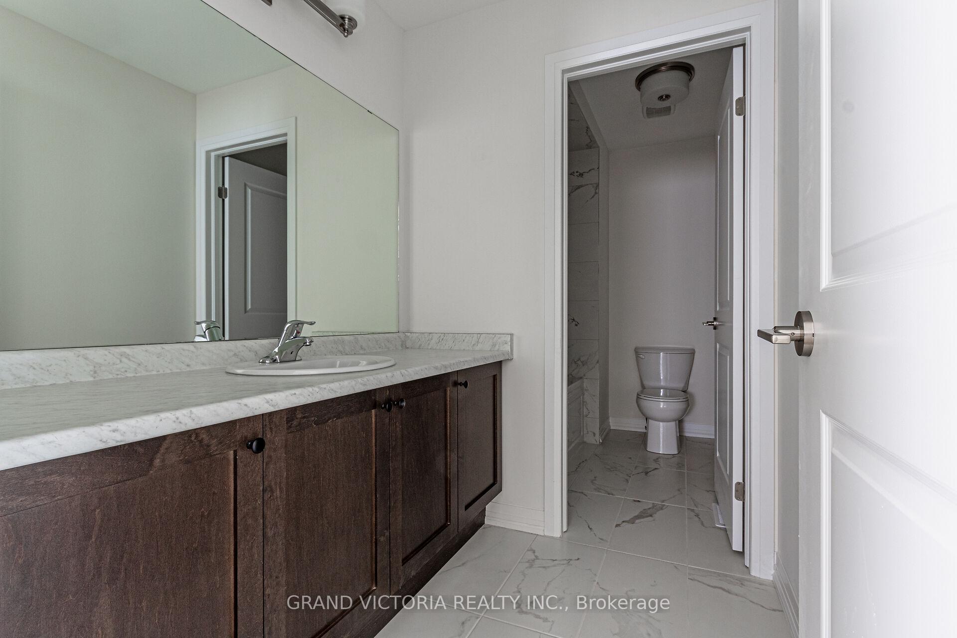 Photo 38 of 274 Pottruff Road, Brant, Paris — HOMEH