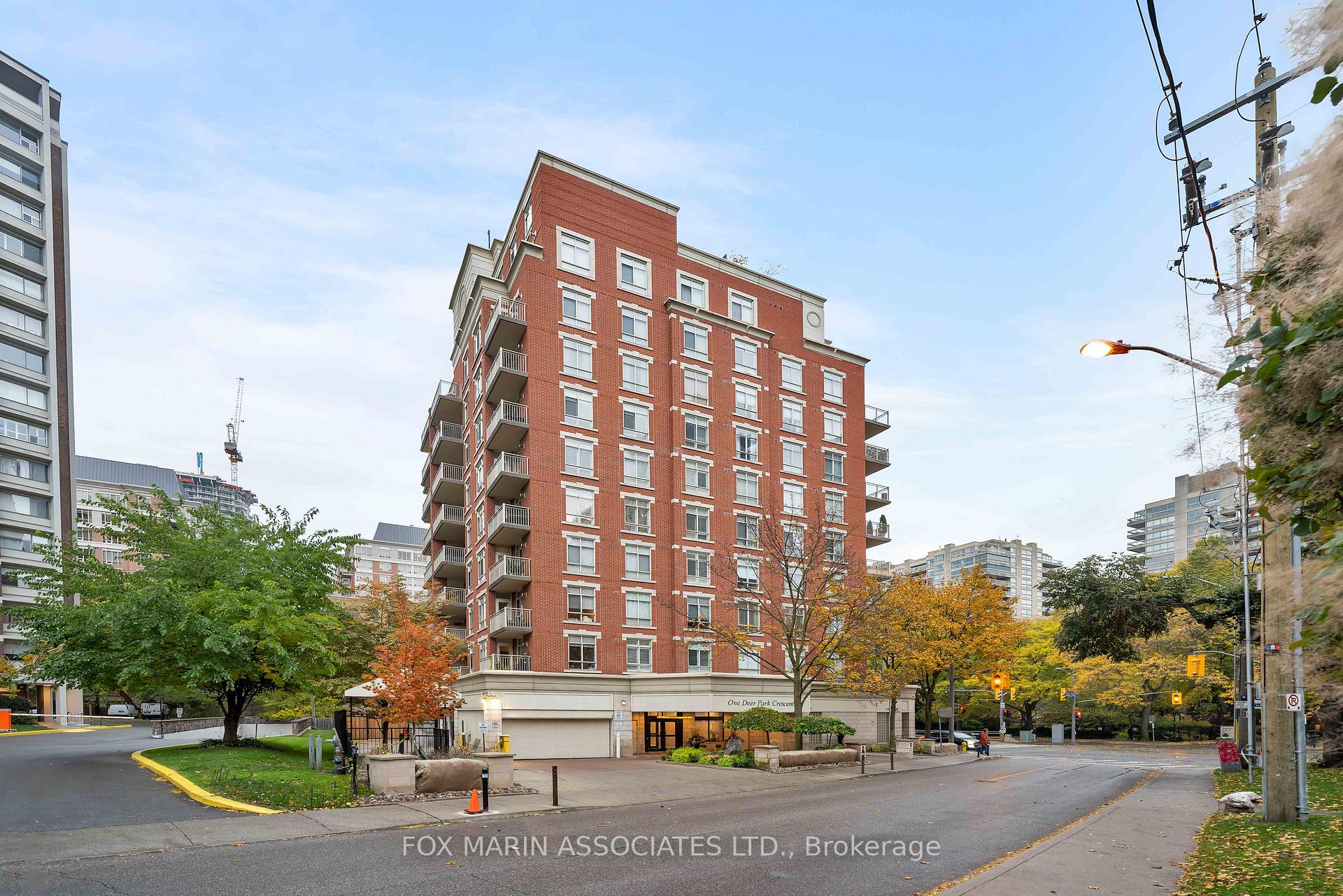 Photo 1 of Unit 701, 1 Deer Park Crescent, Toronto, Yonge-St. Clair — HOMEH