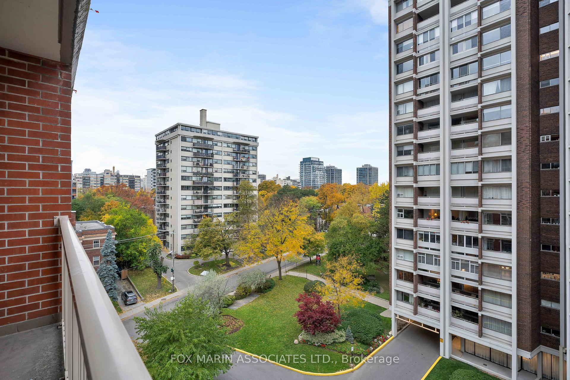 Photo 35 of Unit 701, 1 Deer Park Crescent, Toronto, Yonge-St. Clair — HOMEH