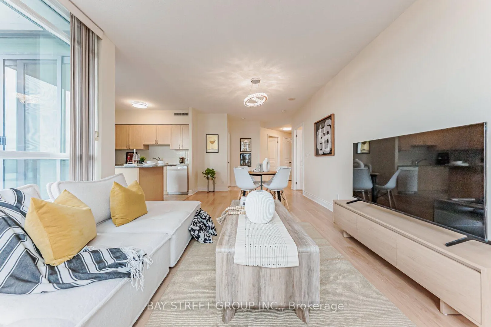 Photo 10 of Unit 905, 75 South Town Center Boulevard, Markham, Unionville — HOMEH