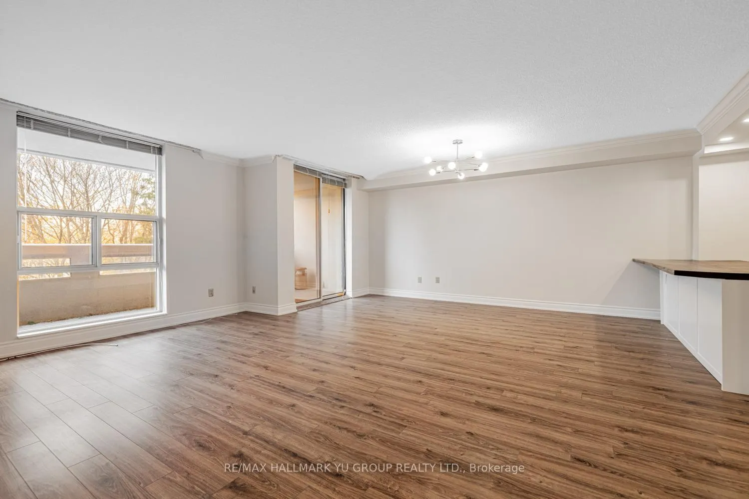 Photo 10 of Unit 509, 60 Inverlochy Boulevard, Markham, Royal Orchard — HOMEH