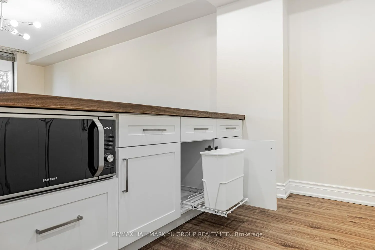 Photo 18 of Unit 509, 60 Inverlochy Boulevard, Markham, Royal Orchard — HOMEH