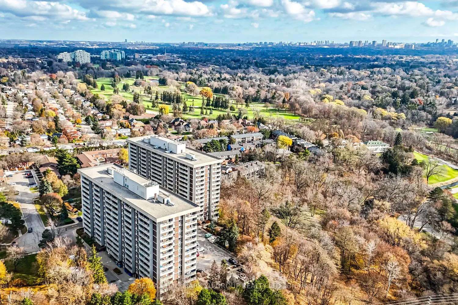 Photo 35 of Unit 509, 60 Inverlochy Boulevard, Markham, Royal Orchard — HOMEH