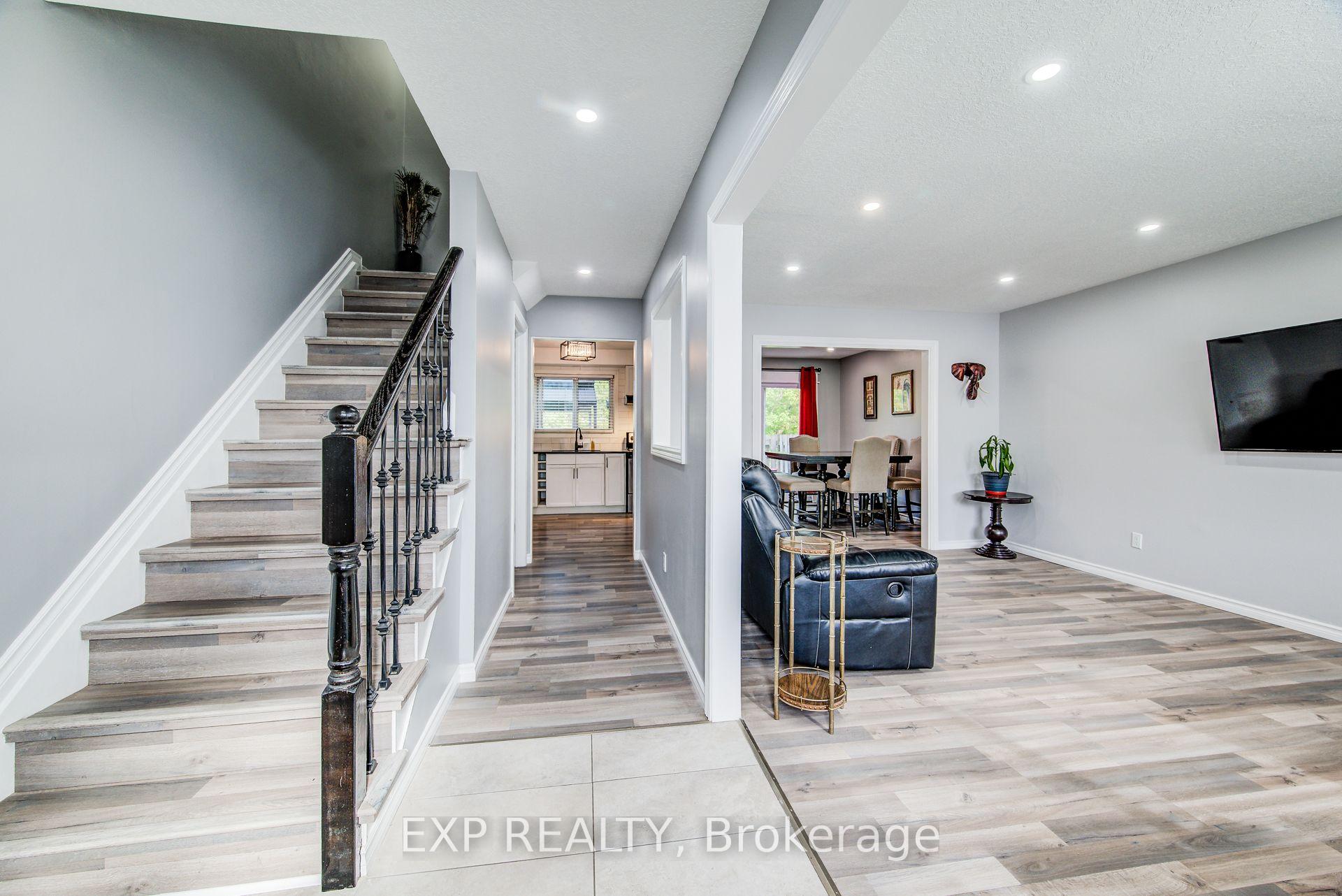 Photo 7 of Unit 37, 293 Fairway Road N, Kitchener — HOMEH