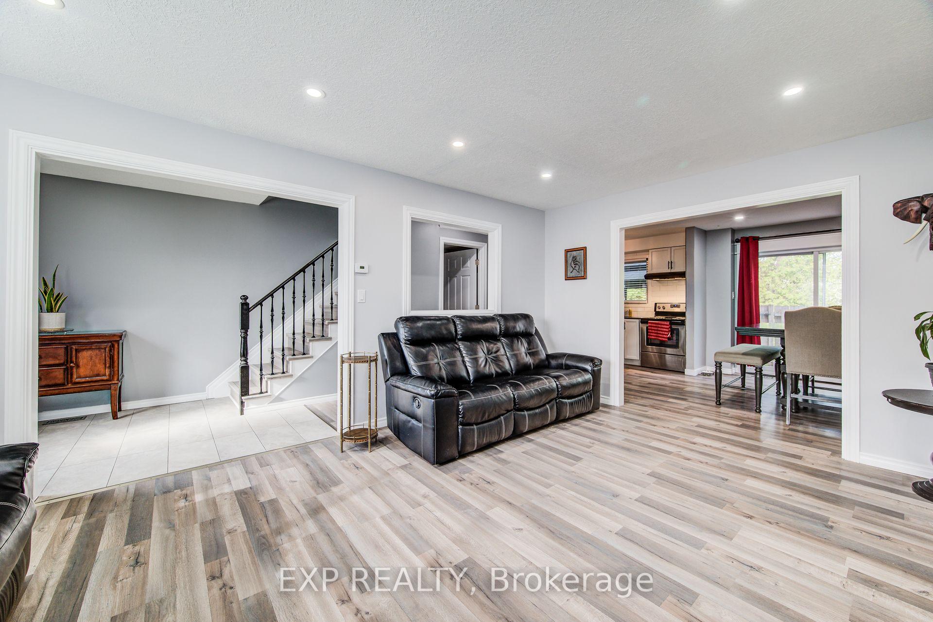 Photo 9 of Unit 37, 293 Fairway Road N, Kitchener — HOMEH