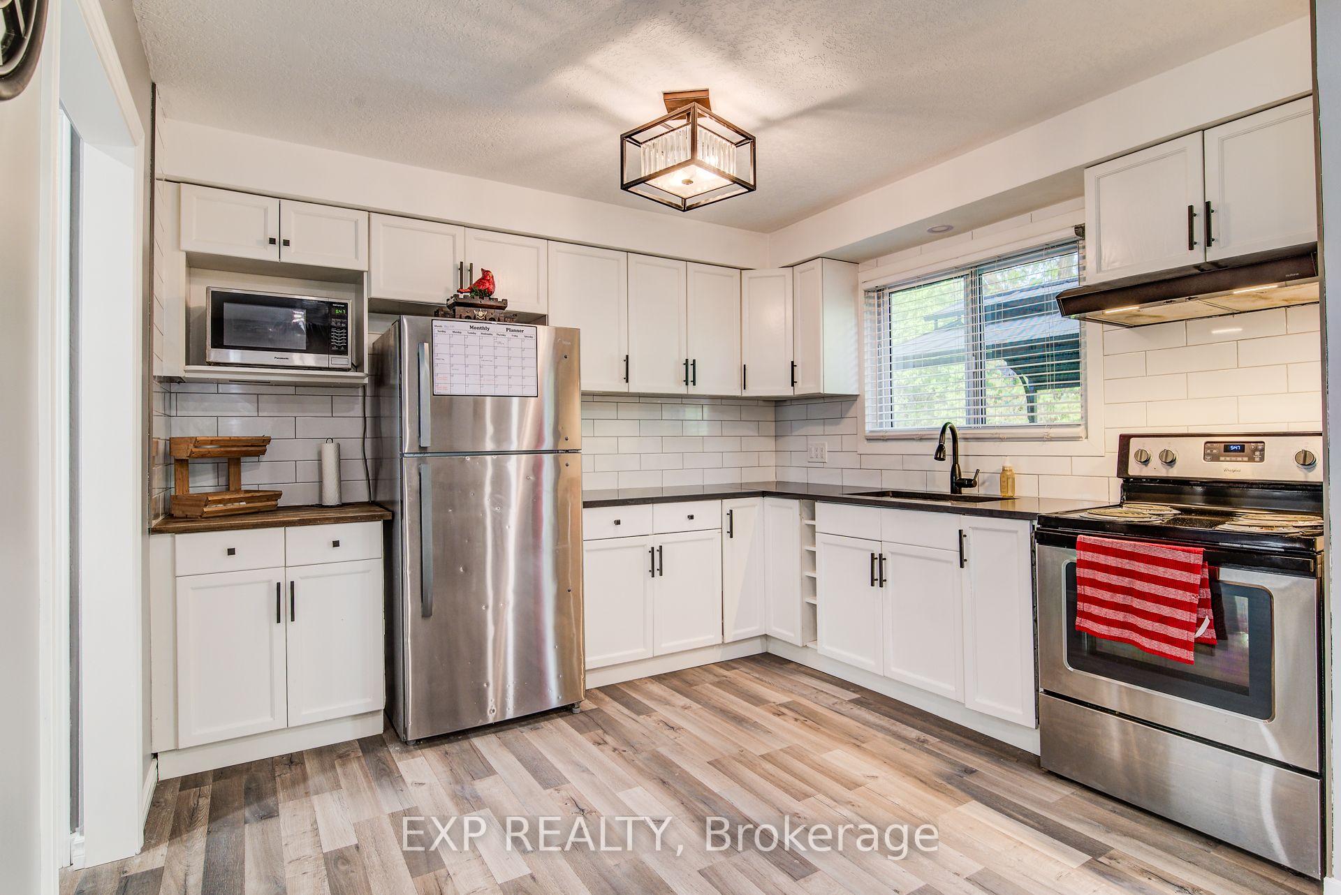 Photo 15 of Unit 37, 293 Fairway Road N, Kitchener — HOMEH