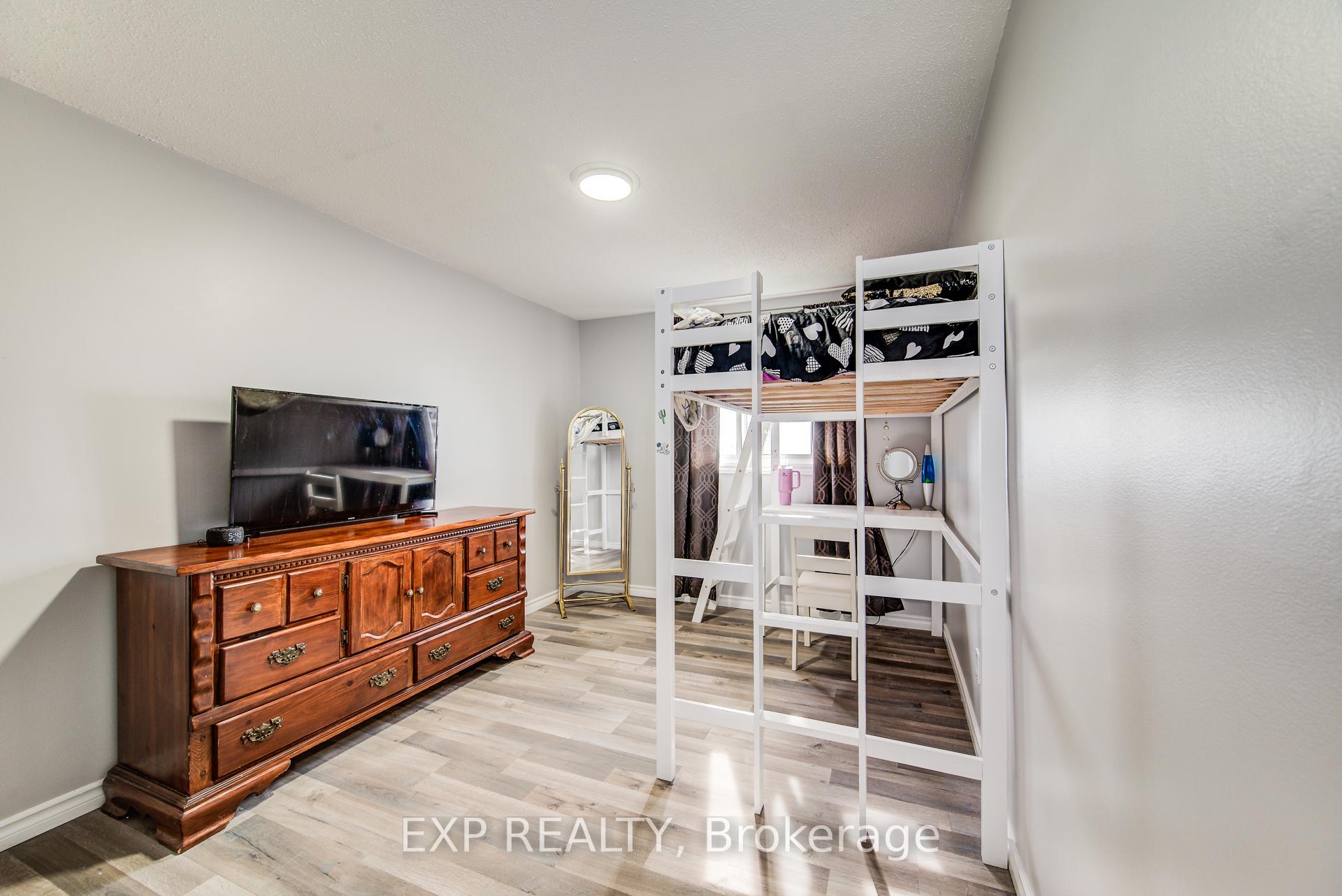 Photo 21 of Unit 37, 293 Fairway Road N, Kitchener — HOMEH