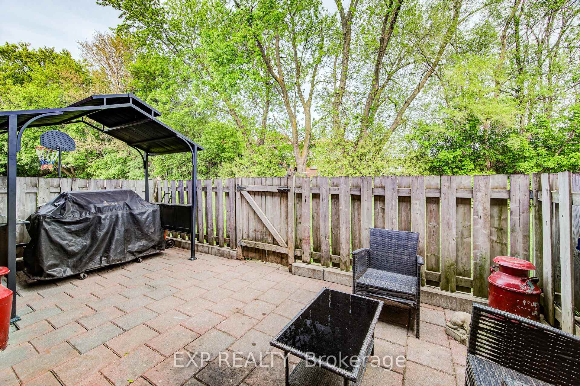 Photo 27 of Unit 37, 293 Fairway Road N, Kitchener — HOMEH