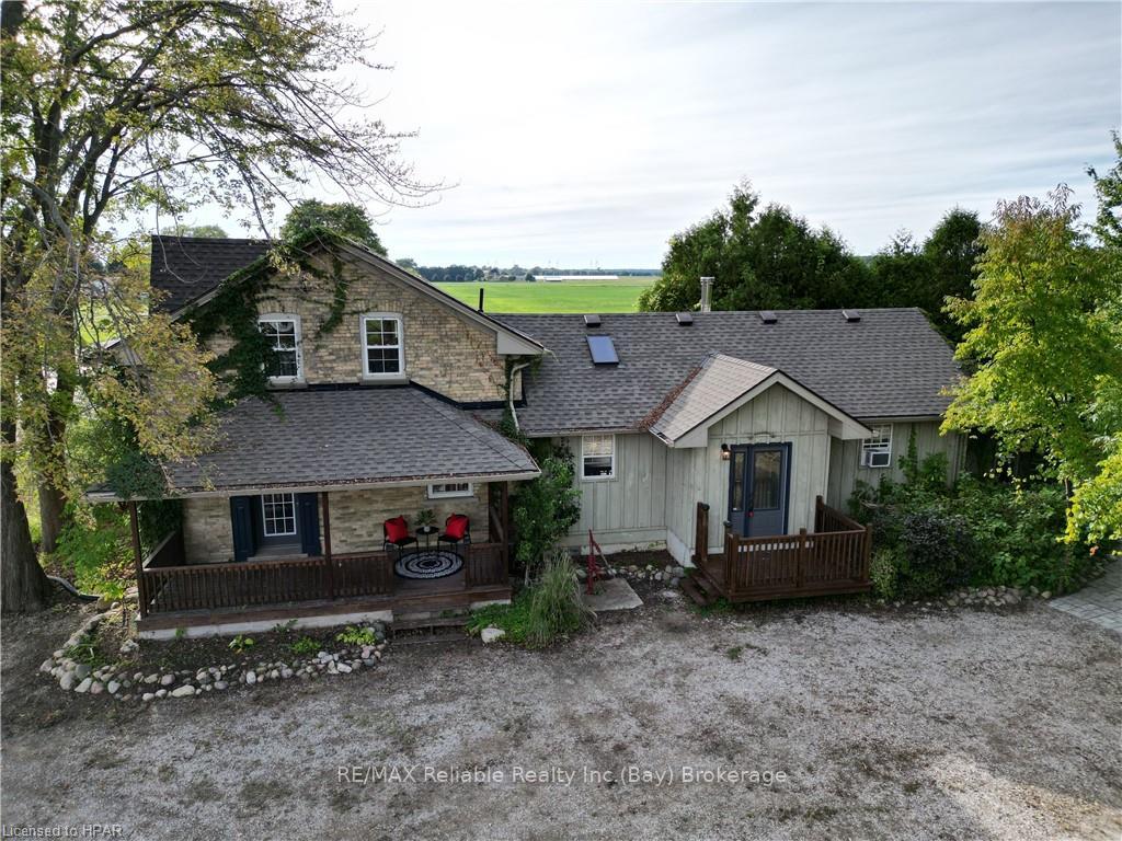 Photo 1 of 37980 Dashwood Road, Bluewater, Hay — HOMEH