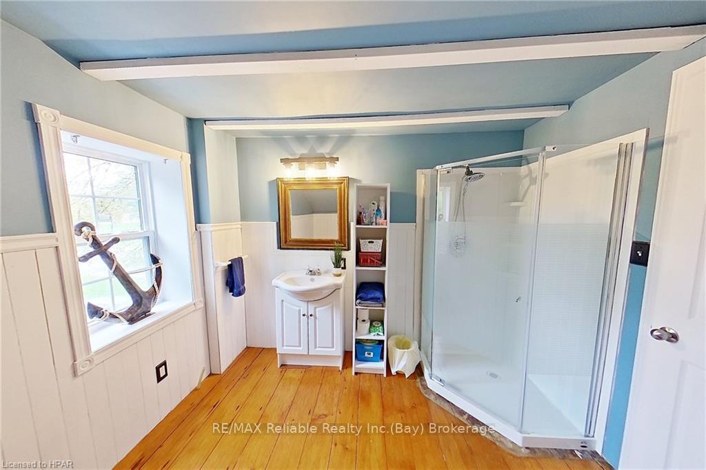Photo 27 of 37980 Dashwood Road, Bluewater, Hay — HOMEH
