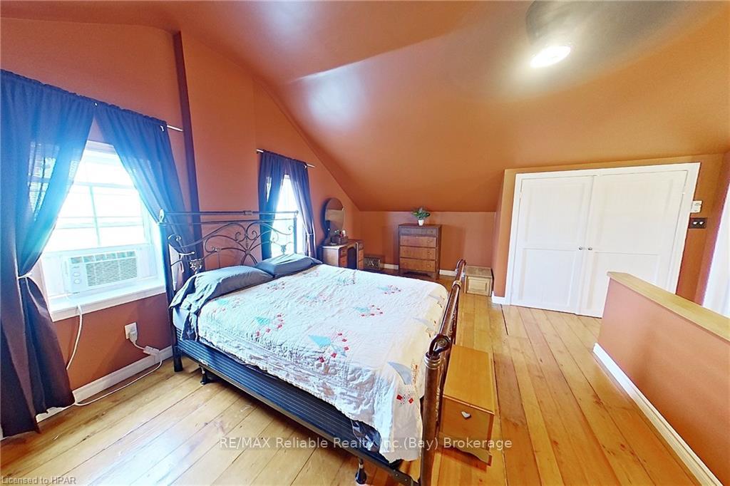 Photo 30 of 37980 Dashwood Road, Bluewater, Hay — HOMEH