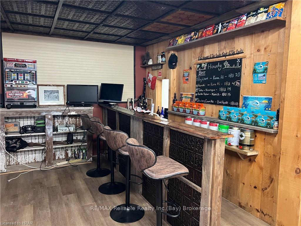 Photo 35 of 37980 Dashwood Road, Bluewater, Hay — HOMEH